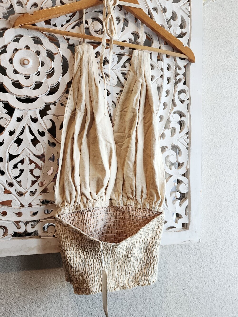 FUTARIO BOHEMIAN COTTON-LINEN SMOKED CROP HALTER TOP V-NECK SIZE SMALL - Picture 12 of 13
